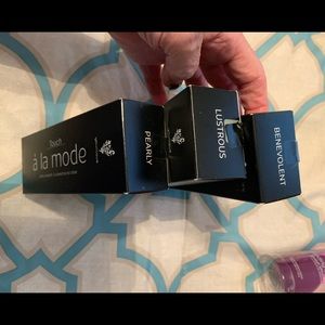 Younique Creme Highlighter/Luminizer